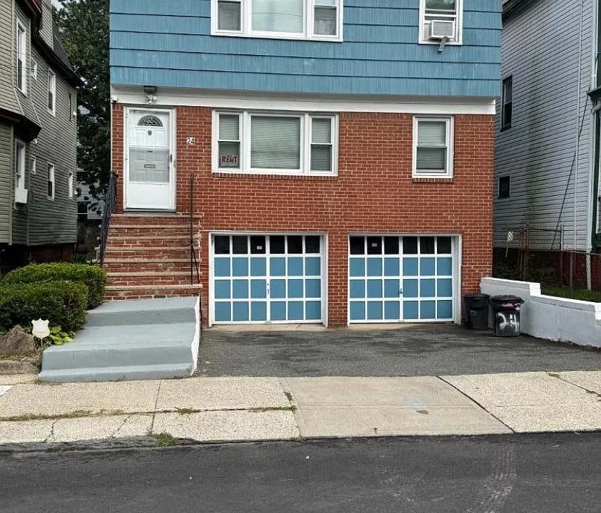 24 Grand Ave