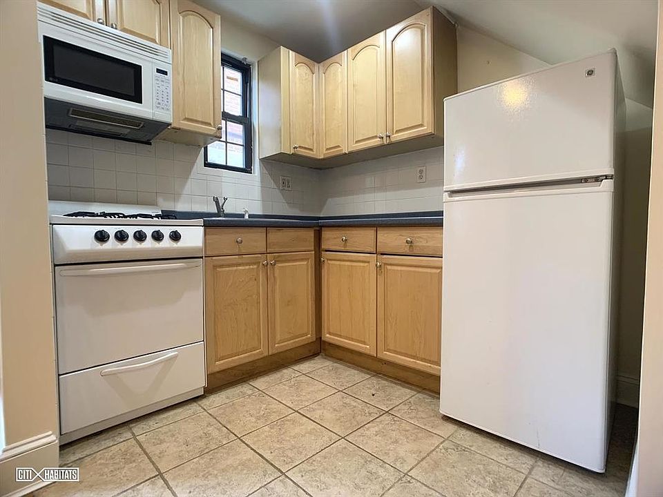 2nd image of 20901 42nd Ave APT 2