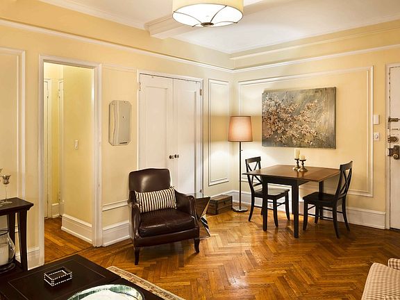 3rd image of 175 W 73rd St APT 7K
