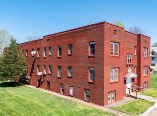 1119 4th Ave APT 3, Rock Island, IL
