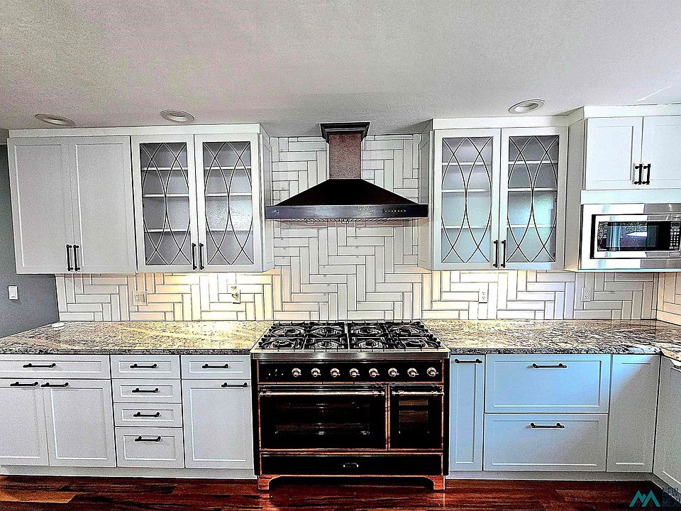 1st image of 1511 S Grandview Dr