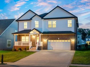 272 Bluebell Dr, Clarksville, TN