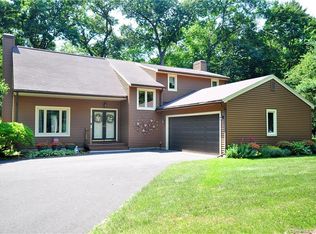 47 Box Turtle Ln, Windsor, CT 06095