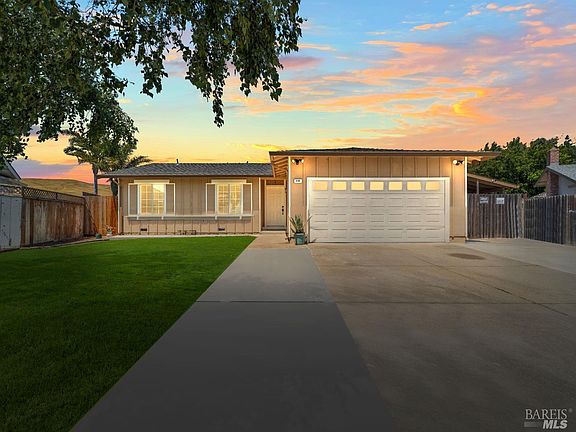 4th image of 606 Hillsdale Court