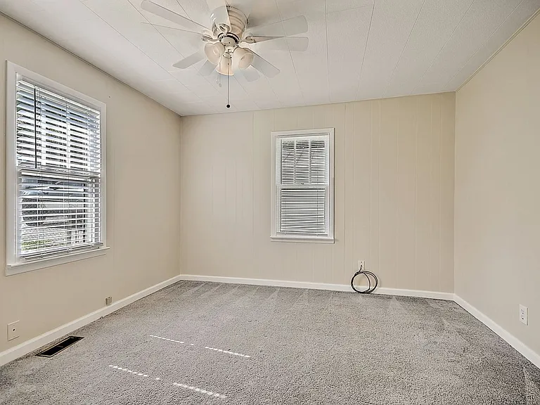 1050 Delawana St — Photo 7