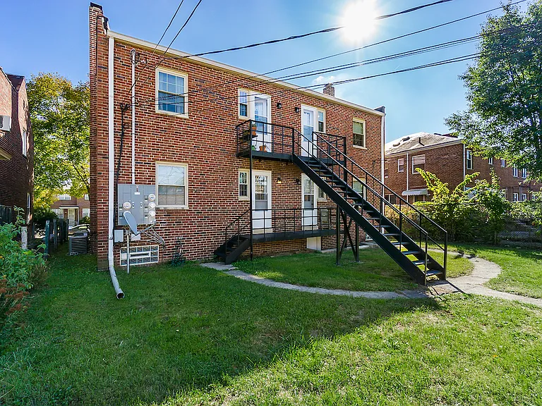 1653 Westwood Ave #D — Photo 18