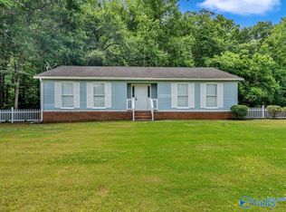 1412 Tunsel Rd SW, Hartselle, AL 35640