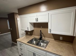 7739 Main St APT 3, Ralston, NE 68127