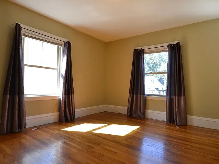 22 Brooks St #22 — Photo 4