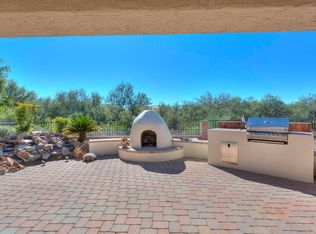 1932 E Orinda Ln, Green Valley, AZ 85614