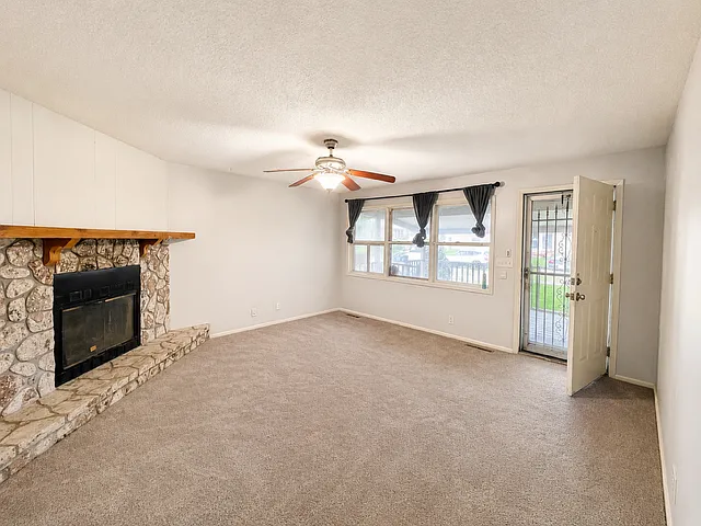 1903 Melinda Avenue - 1 — Photo 2