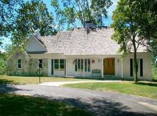 20 Britto Ln, Scituate, RI 02857