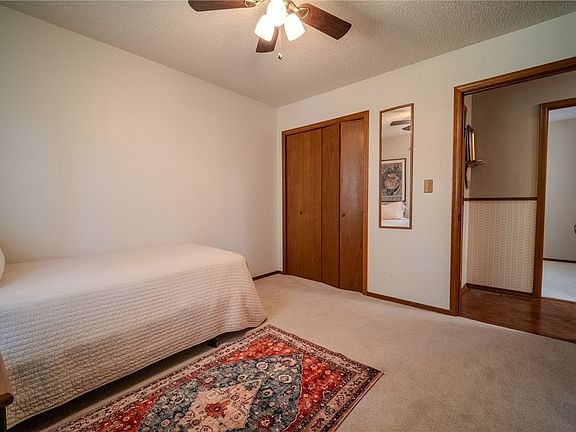 4th image of 304 Warren Ave