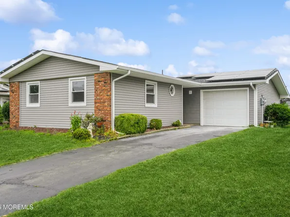 8 Phillips Road, Brick, NJ 08724