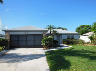 140 Arrowhead Cir, Jupiter, FL 33458