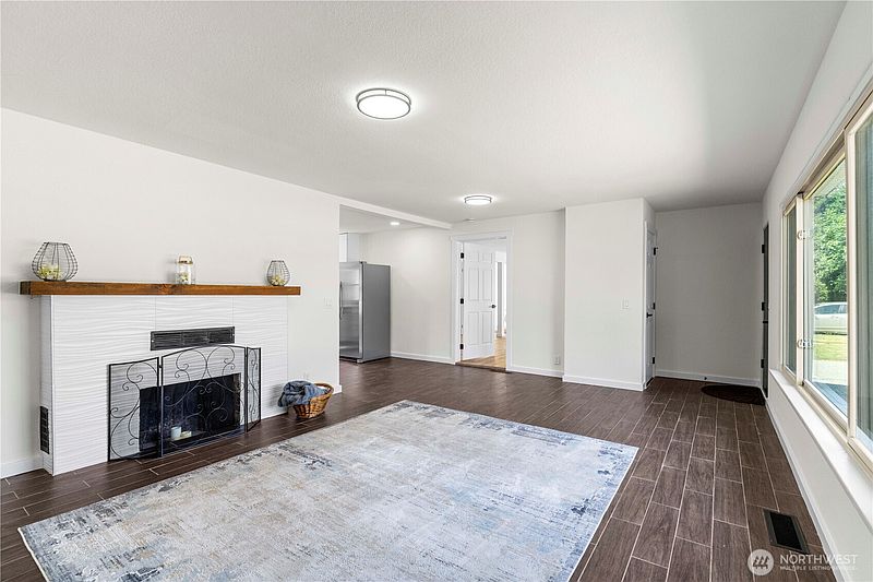 4th image of 20820 W Jordan Road