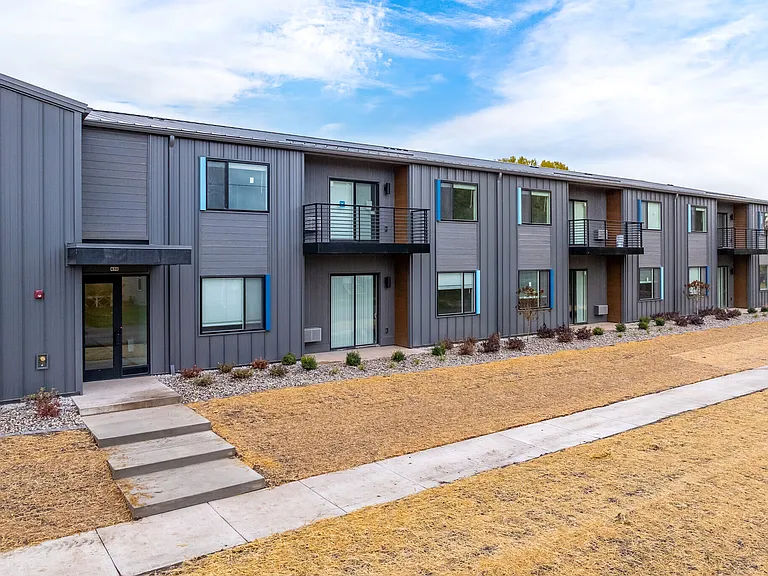 Boatworks Flats — Photo 7