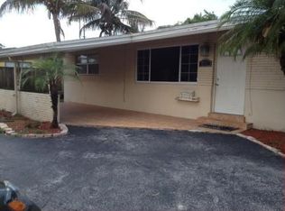 2712 Arcadia Dr, Miramar, FL 33023
