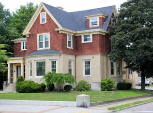 148 Cottage St APT 4, Pawtucket, RI 02860