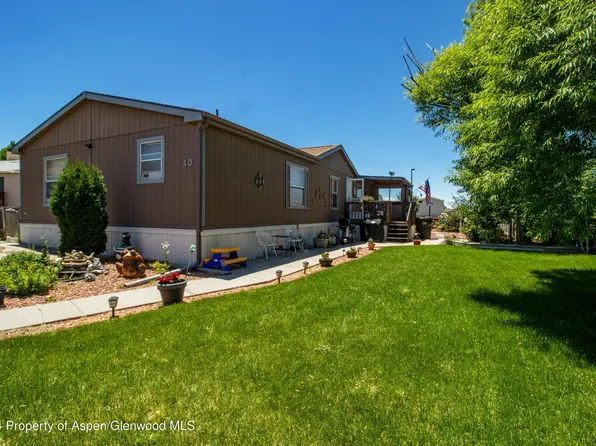 10 Smokey Hill Ct, Parachute, CO 81635