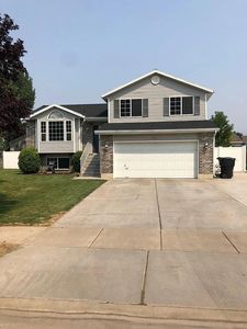 2044 N 900 W, Clinton, UT, 84015
