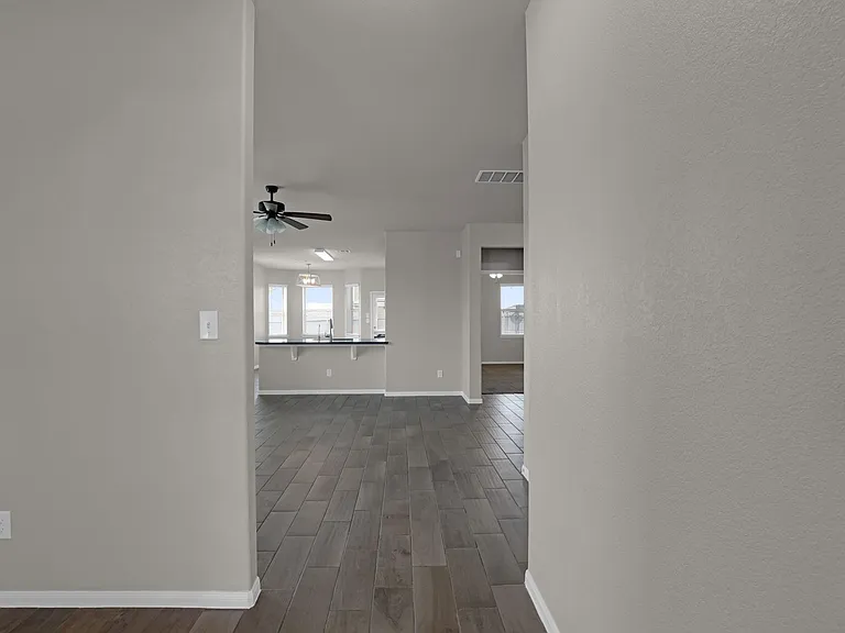 430 Walnut Branch Dr — Photo 4