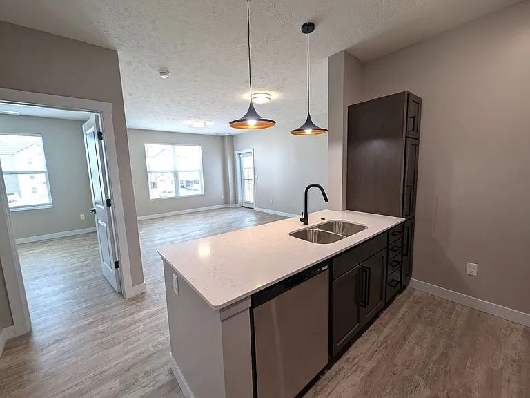 3418 Brecken St — Photo 47