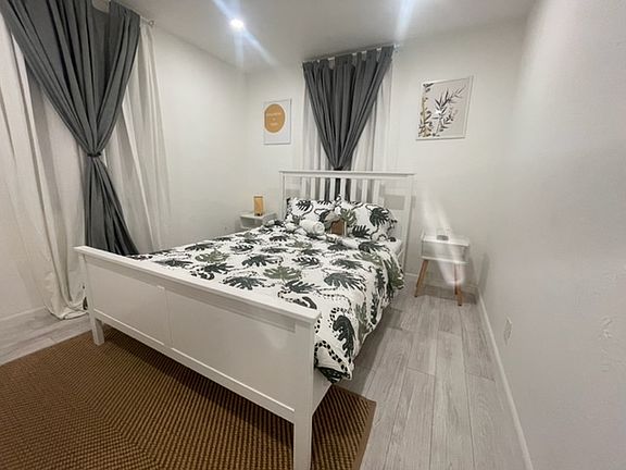 5th image of 713 SW 7th Ave #176716