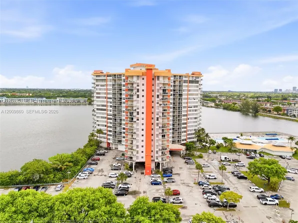 1301 NE Miami Gardens Dr APT 315W, Miami, FL 33179