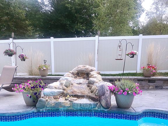 5th image of 9735 Cobble Stone Ct