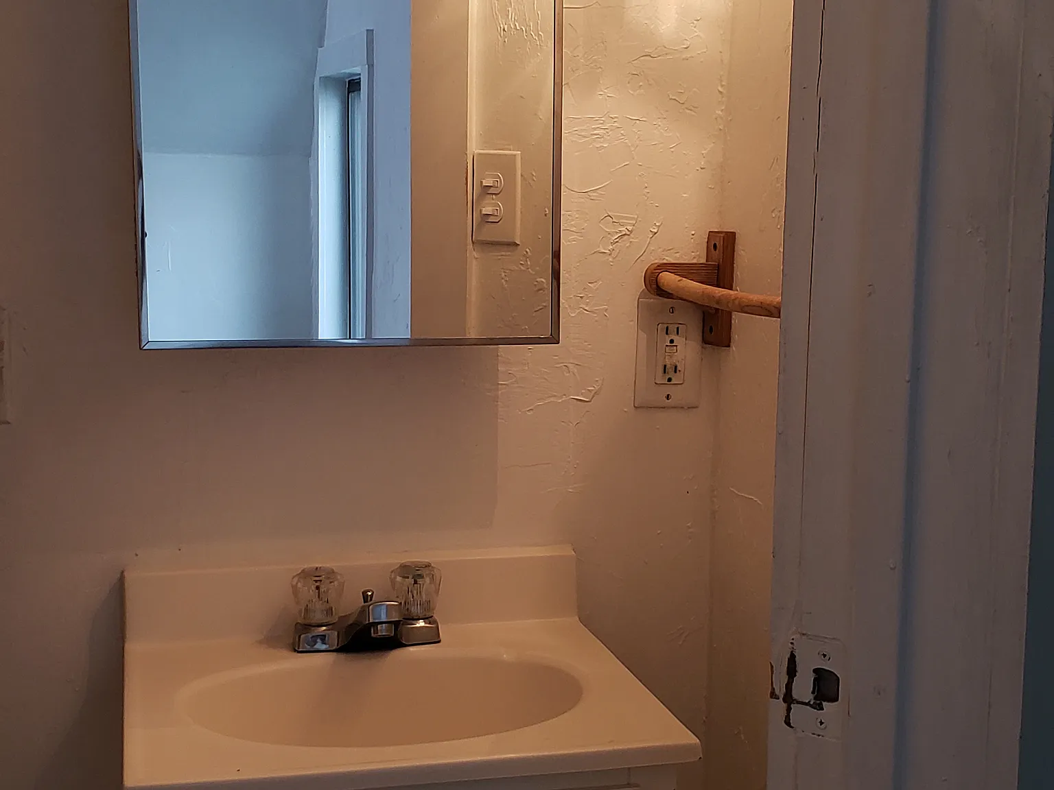 Studio, 400 sqft, $800 — Photo 4