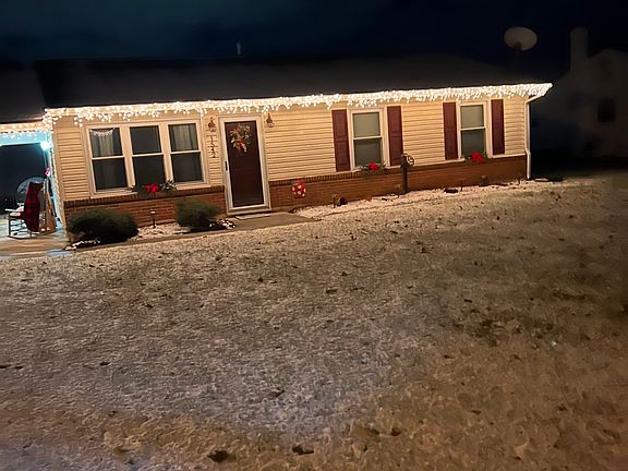2nd image of 1542 Garst St
