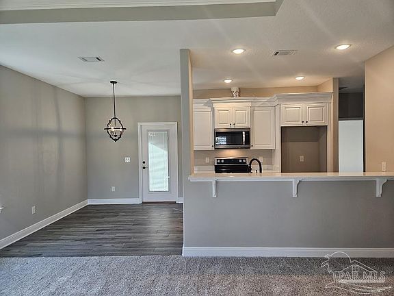 2nd image of 3005 N 29th Ave