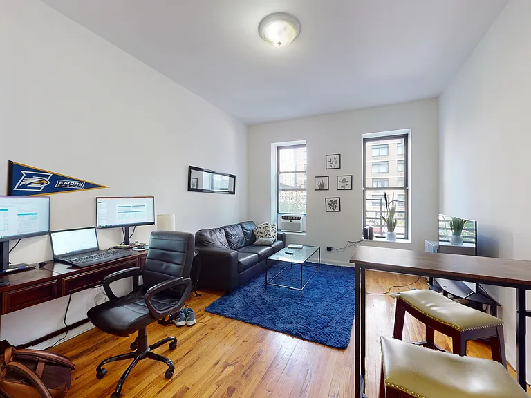 1293 1st Ave #6 — Photo 1