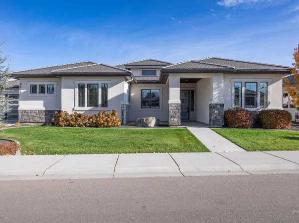 6614 N Big Cedar Way, Meridian, ID 83646