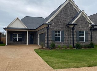 5247 Watson View Dr, Nesbit, MS 38651