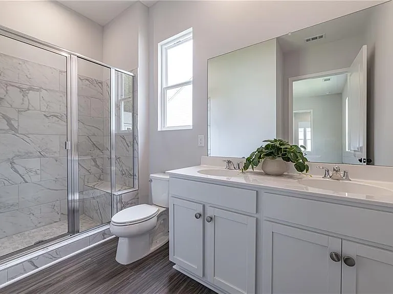 212 Birchwood Row — Photo 32