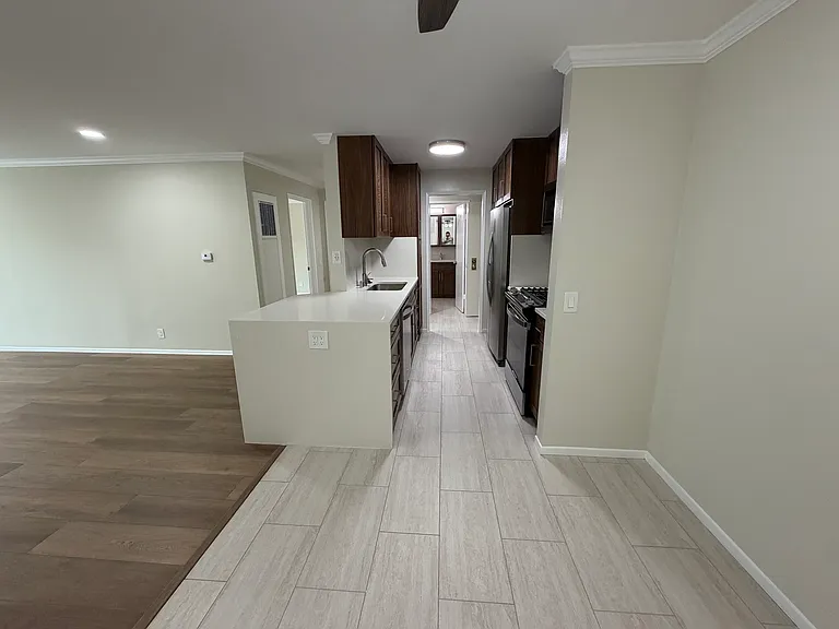 Laguna del Rey Apartments — Photo 79