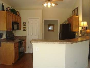 5th image of 1514 Madison Cv W
