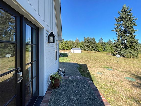 4th image of 265 Lisel Ln