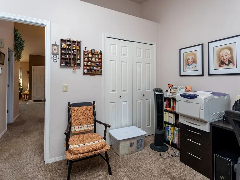 111 Iveystone Ct — Photo 20