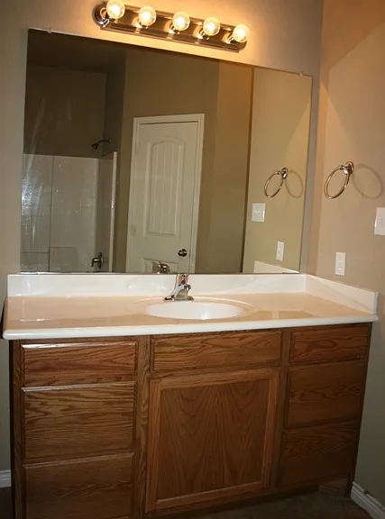 3156 Breton St — Photo 7