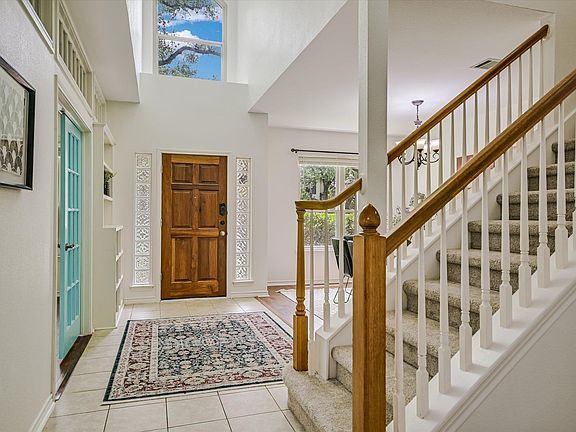 3rd image of 13247 Darwin Ln