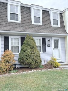 20 Lakeside Drive #K, Ledyard, CT, 06339