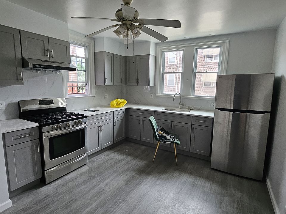 2nd image of 3334 Chippendale Ave