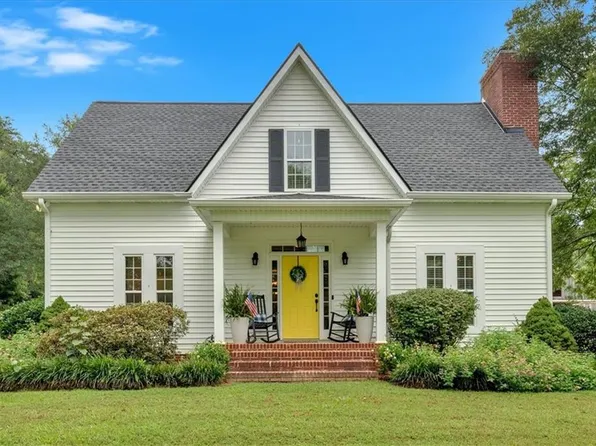 4 Brumbelow St, Aragon, GA 30104