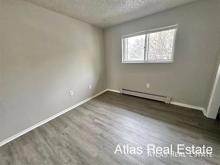 64 Newport Cir #3B — Photo 7