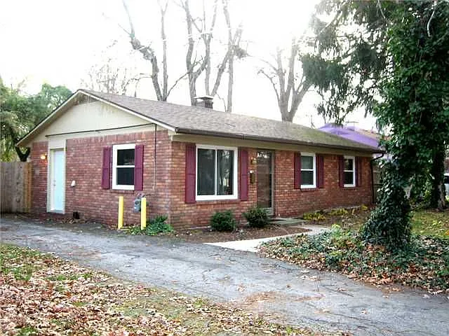 13 Derbyshire Rd photo 1