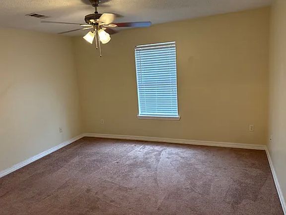 5th image of 203 N Delano Dr