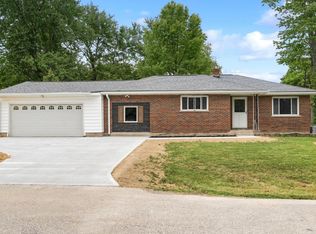 836 Fayebanks Ln, Cincinnati, OH 45245